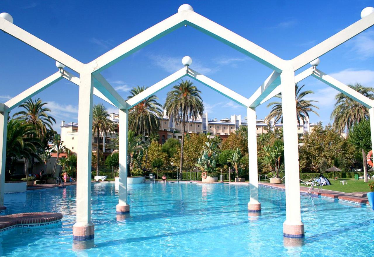 Clc Benal Beach Aparthotel Benalmadena Exterior photo