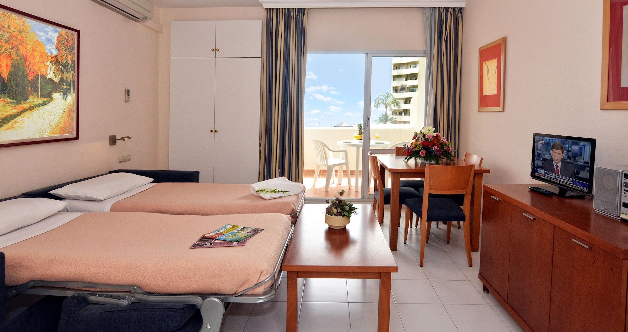 Clc Benal Beach Aparthotel Benalmadena Exterior photo