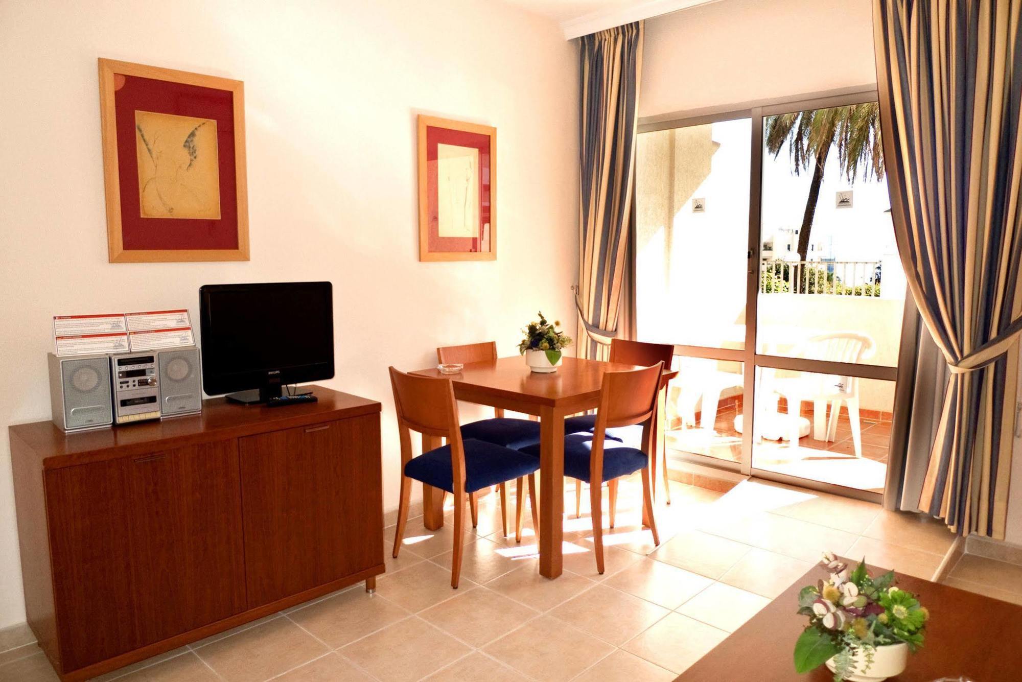 Clc Benal Beach Aparthotel Benalmadena Exterior photo