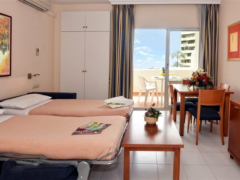 Clc Benal Beach Aparthotel Benalmadena Exterior photo